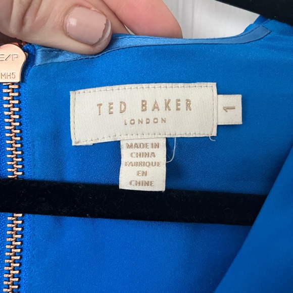 🌸 Ted Baker - Floral Mini Dress w/ Pleats, Cold Shoulder Sleeves - Blue - Picture 2 of 10